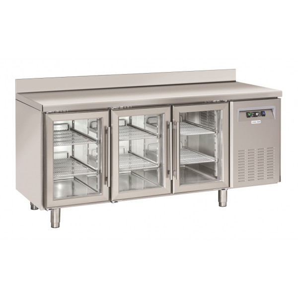 Tavolo Refrigerato in acciaio inox con alzatina Modello SRG3200 Refrigerazione ventilata 3 Porte autochiudenti in vetro