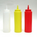 Polyethylene container for condiment Capacity 0,680 Colour Yellow Model SQZ64
