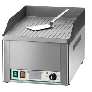 Electric frytop Model FRY1RC single striped chromed steel plate