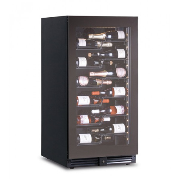 Ventilated wine cooler Model CW120G1TB for 68 bottles of 0,75 lt