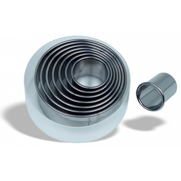 Set of 8 smooth round pastry cutters in stainless steel Size ø da cm. 3 a cm. 10 Model 670-300