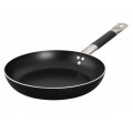 High non-stick aluminium pan with a handle for induction kitchens Thickness 3 cm Dimensions ø cm. 24 x 4,5h Surface induction ø cm. 12,52 Model 840-924