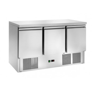 Static refrigerated saladette Model AK943T