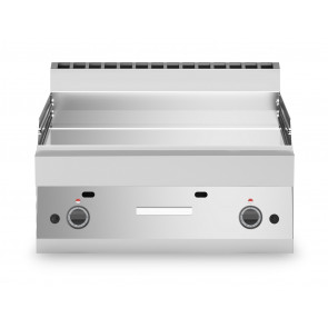 Gas fry top Chromed smooth plate MDLR Model F6570FTGCLT
