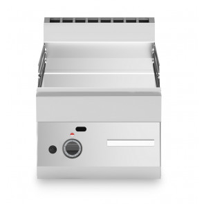 Gas fry top Chromed smooth plate MDLR Model F6540FTGCLT