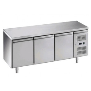 Refrigerated counter 3 doors Stainless steel AISI 210 ForCold  GN1/1 (cm 53 x 32,5) ventilated Model M-GN3100BT-FC MONOBLOCK