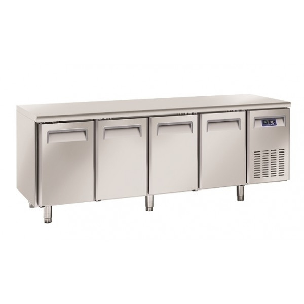 Refrigerated counter for gastronomy Model QR4100 ventilated 4 self-closing doors