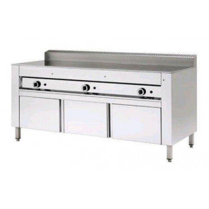 Gas piadina cooker PL Model CP12  Stainless steel flat On stainless steel compartment with doors Capacity 12 piadine