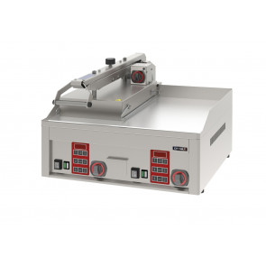 Electric frytop semi-automatic with 1 lid CLN double Model CGRCAD1RB