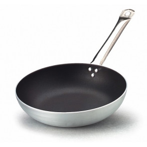 Non-stick high flared aluminium pan with stainless steel handle Model 811-0