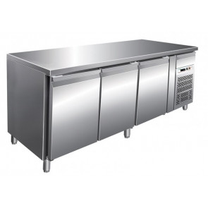 Refrigerated gastronomy counter three doors Model GN3100TN GN1/1 ventilated