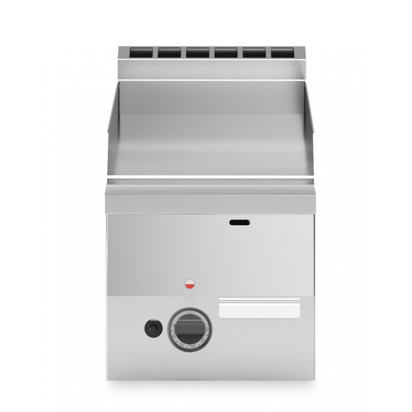 Gas fry top chromed smooth plate MDLR Model F6030FTGCLT
