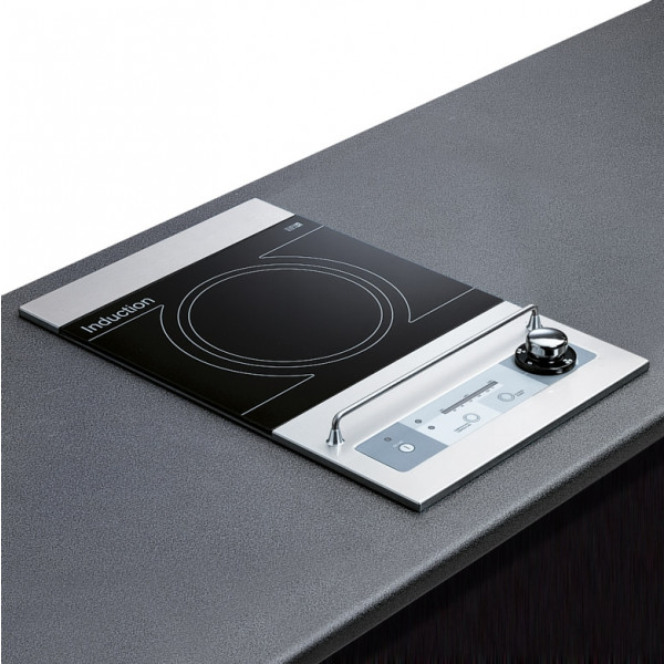 Induction plate Model P.I. 25 Built-in Dimensions of recessed hole mm 307x470 Power watt 2500