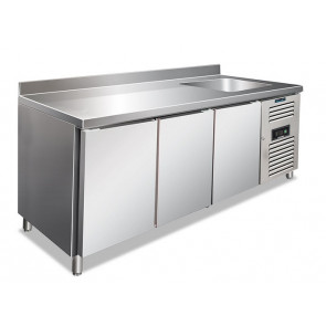Ventilated refrigerated counter with sink and backsplash Model CLV3200TN Three doors