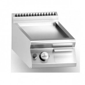 Gas fry top Chromed smooth plate MDLR Model CL9040FTGSCRT