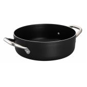 Casseruola bassa in Alluminio antiaderente con due maniglie Per cucine ad induzione Spessore 5 cm  Dimensioni ø cm. 20 x 7h Superficie induzione  ø cm. 14,5 Capacità lt. 2,5 Modello 840-320