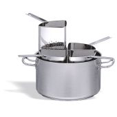 Casseruola in acciaio inox 18/10 completa di N.4 colapasta compatibile con cucina a induzione Capacità lt. 20.2 Dimensioni ø cm. 35x21h Modello 105-035