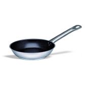 Padella in acciaio inox 18/10 antiaderente compatibile con cucine a induzione Dimensioni ø cm. 18 x 3.5 h Modello 132-018