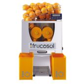 Spremiagrumi automatico professionale in acciaio inox Frucosol con contatore digitale delle arance Modello F50C Produzione 20-25 arance al minuto Max. ø 85 mm N. 2 contenitori di stoccaggio rifiuti