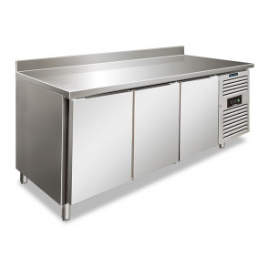 Tavolo freezer ventilato con alzatina Modello SNACK3200BTF Tre porte
