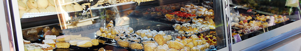 Pastry displays for bars and pastry shops for sale online Pastry displays for bars and pastry shops for sale online